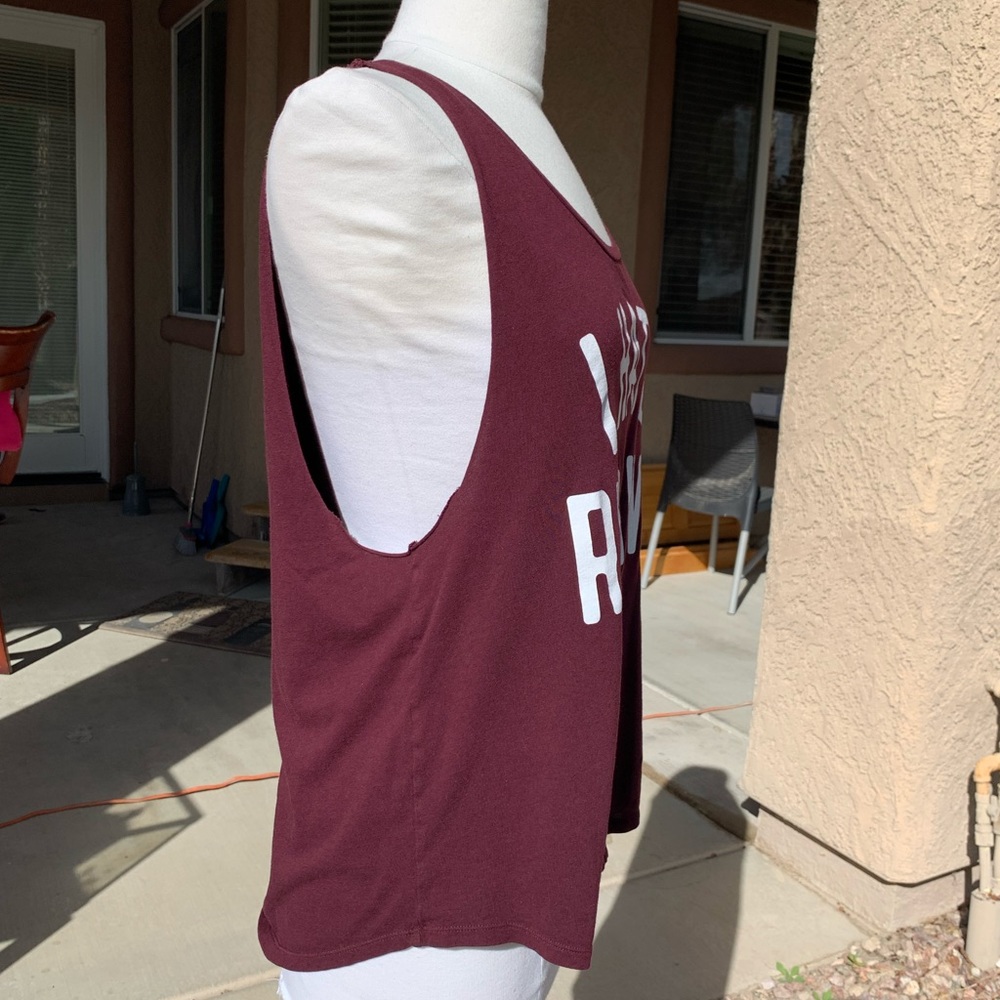 VS Tank - Picture 2 of 3